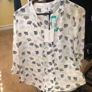 41 Hawthorn White and Black Leaf Print Blouse